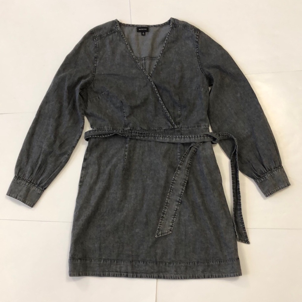 Who What Wear M Dress Grey Denim long sleeve Wrap strap zipper pockets Excellent